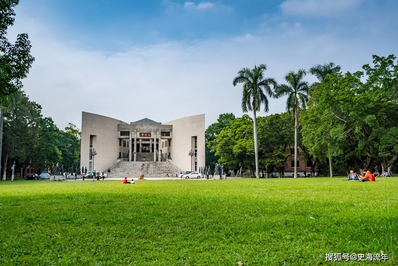 广东省大学生活，繁华都市中的学术殿堂