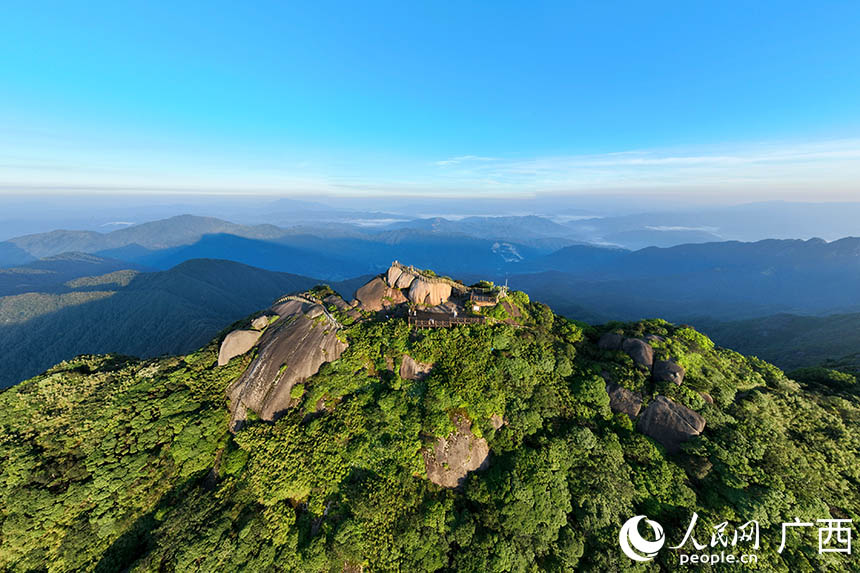 广东省高山峰排行，探寻自然之巅的壮丽景色